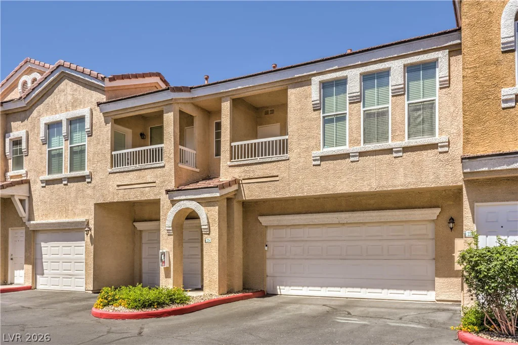 10001 Peace, Las Vegas, NV 89147
