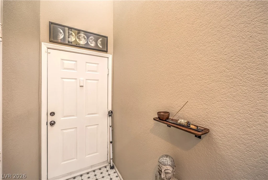 10001 Peace, Las Vegas, NV 89147