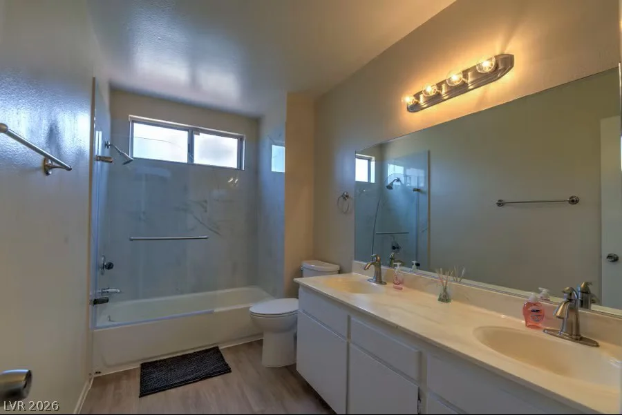 4371 Flandes, Las Vegas, NV 89121