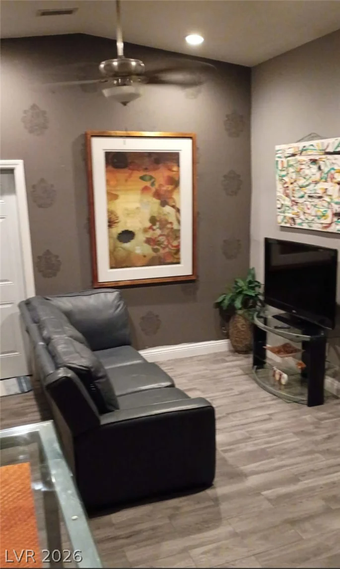 4371 Flandes, Las Vegas, NV 89121