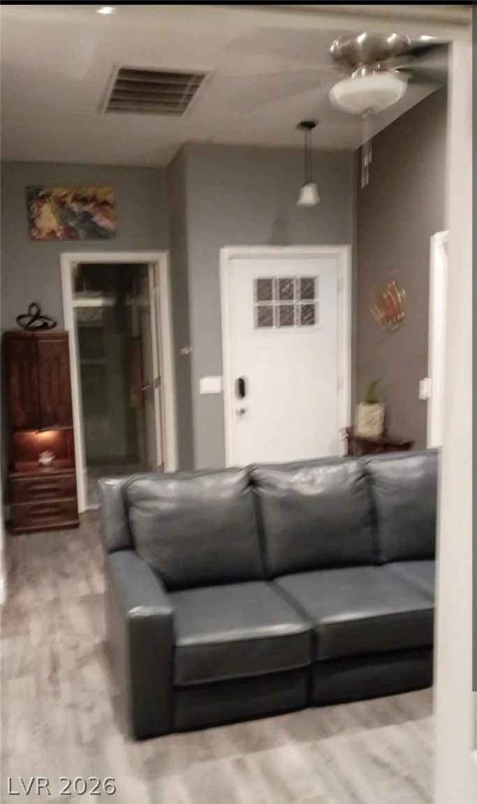 4371 Flandes, Las Vegas, NV 89121