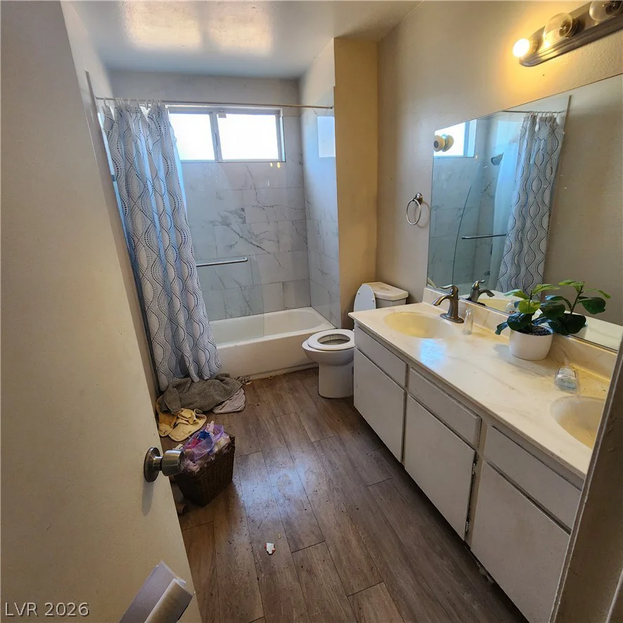 4371 Flandes, Las Vegas, NV 89121