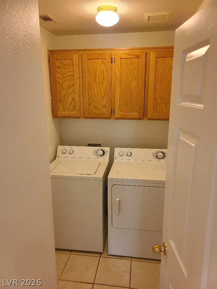 9013 Crooked Shell, Las Vegas, NV 89143