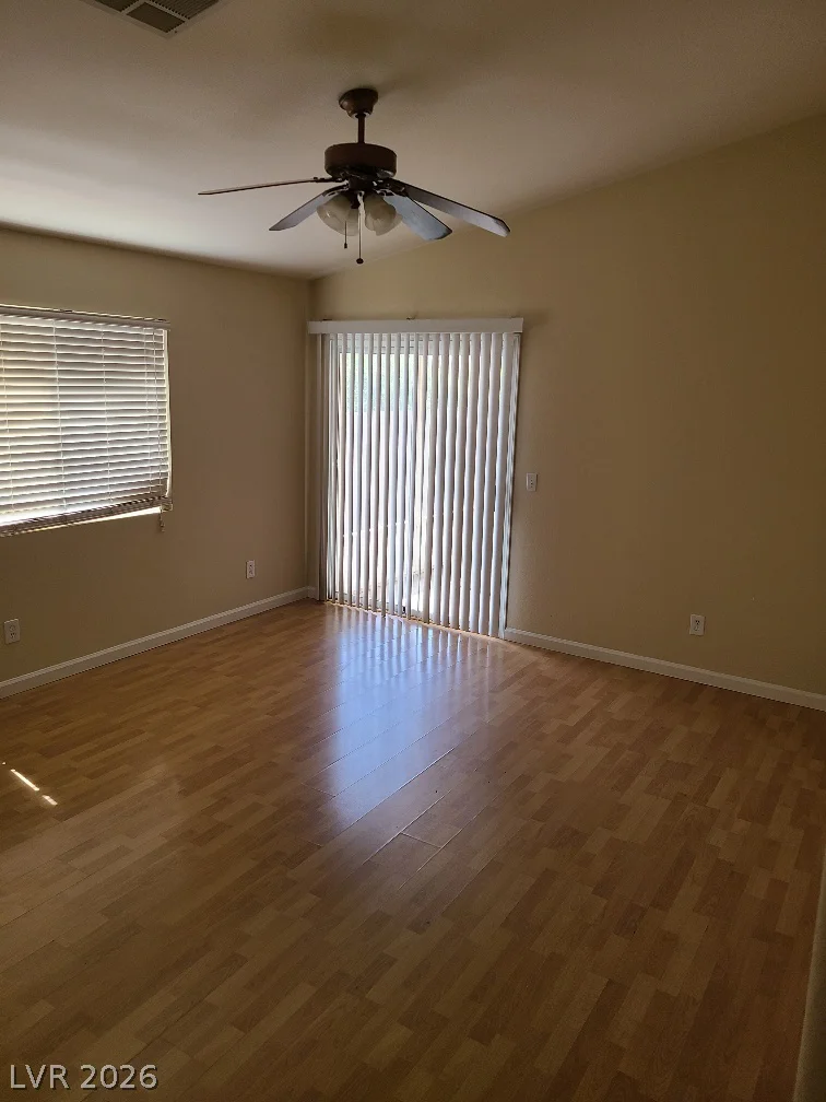 9013 Crooked Shell, Las Vegas, NV 89143