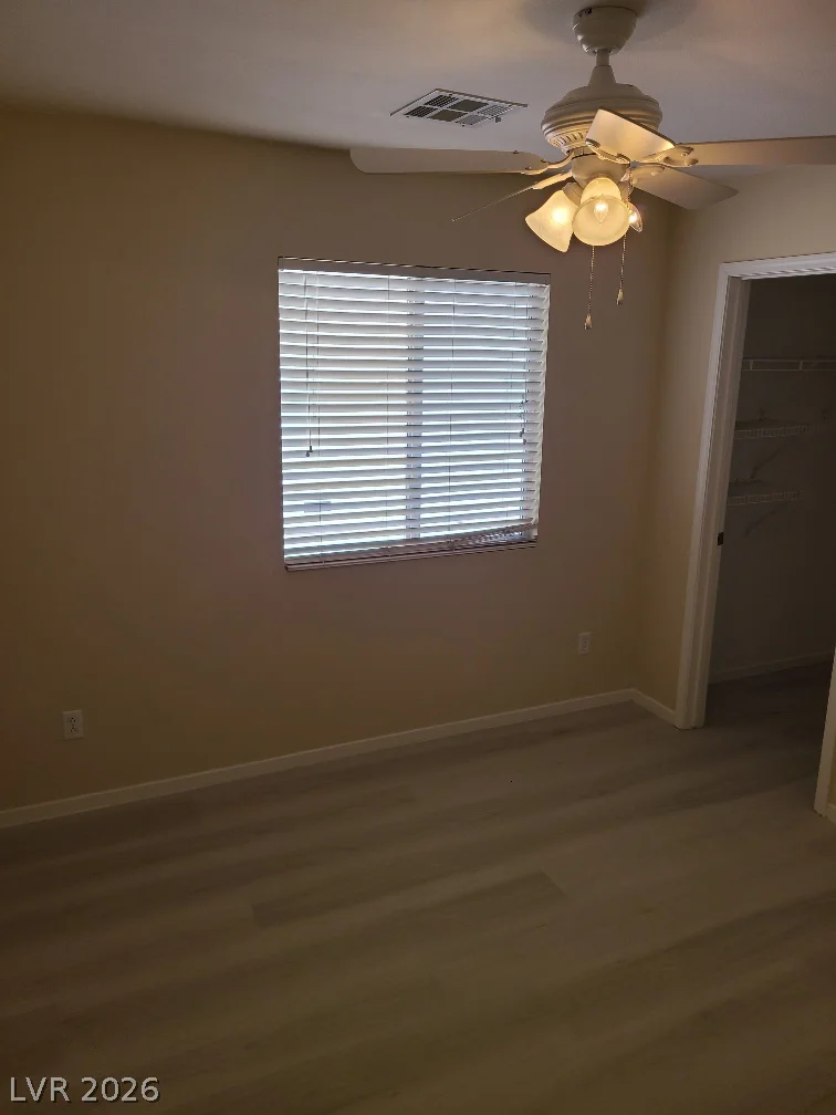 9013 Crooked Shell, Las Vegas, NV 89143