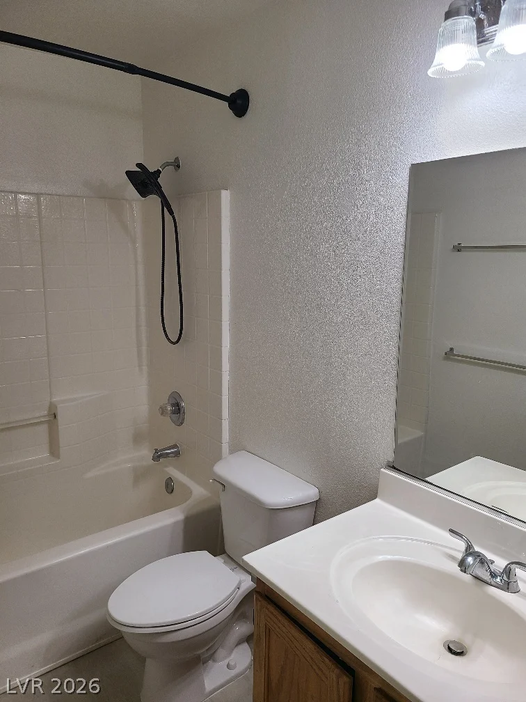 9013 Crooked Shell, Las Vegas, NV 89143