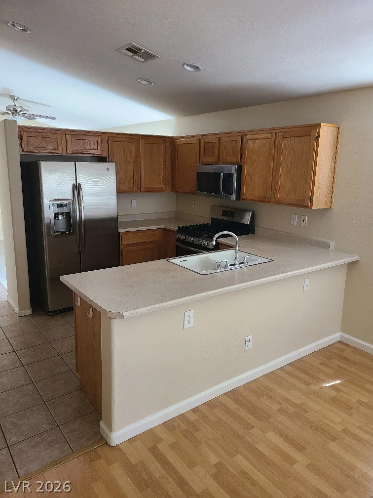 9013 Crooked Shell, Las Vegas, NV 89143