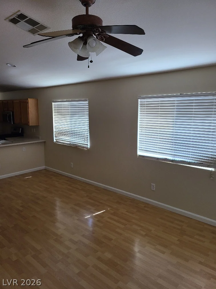 9013 Crooked Shell, Las Vegas, NV 89143