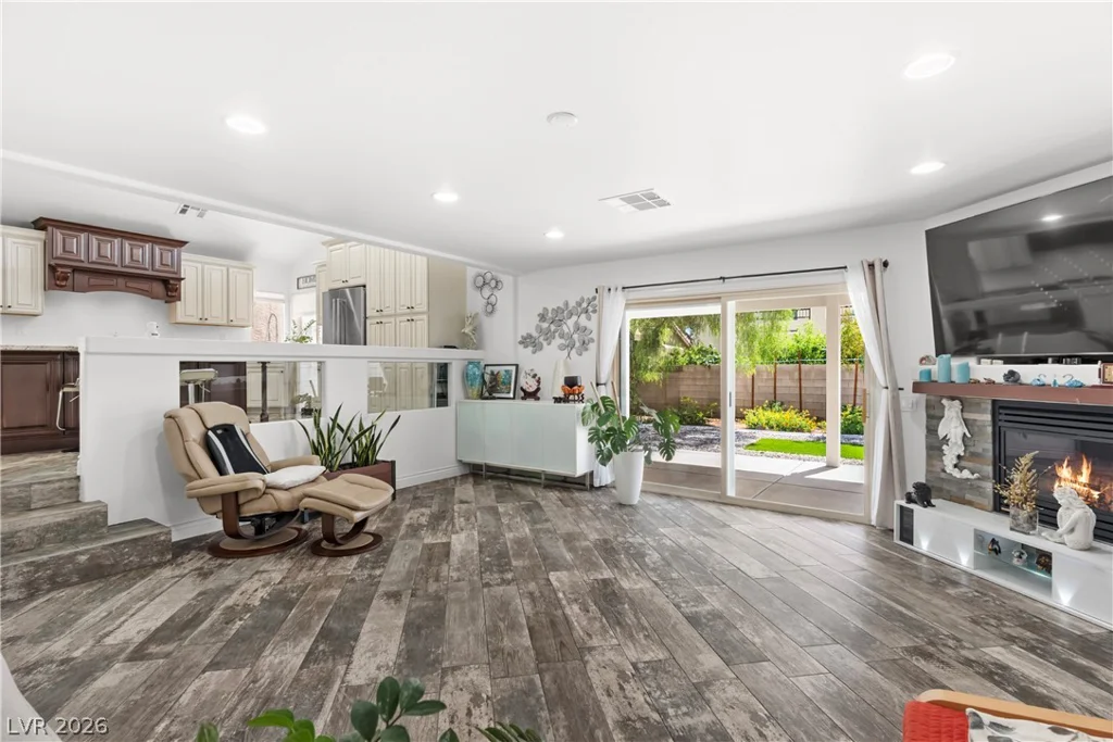 9782 Lookout Canyon, Las Vegas, NV 89183
