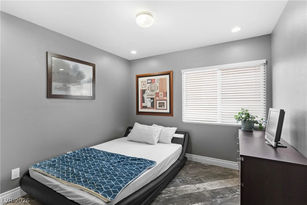 9782 Lookout Canyon, Las Vegas, NV 89183
