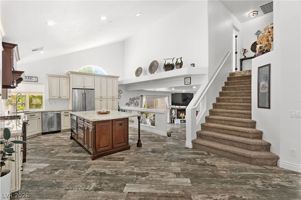 9782 Lookout Canyon, Las Vegas, NV 89183