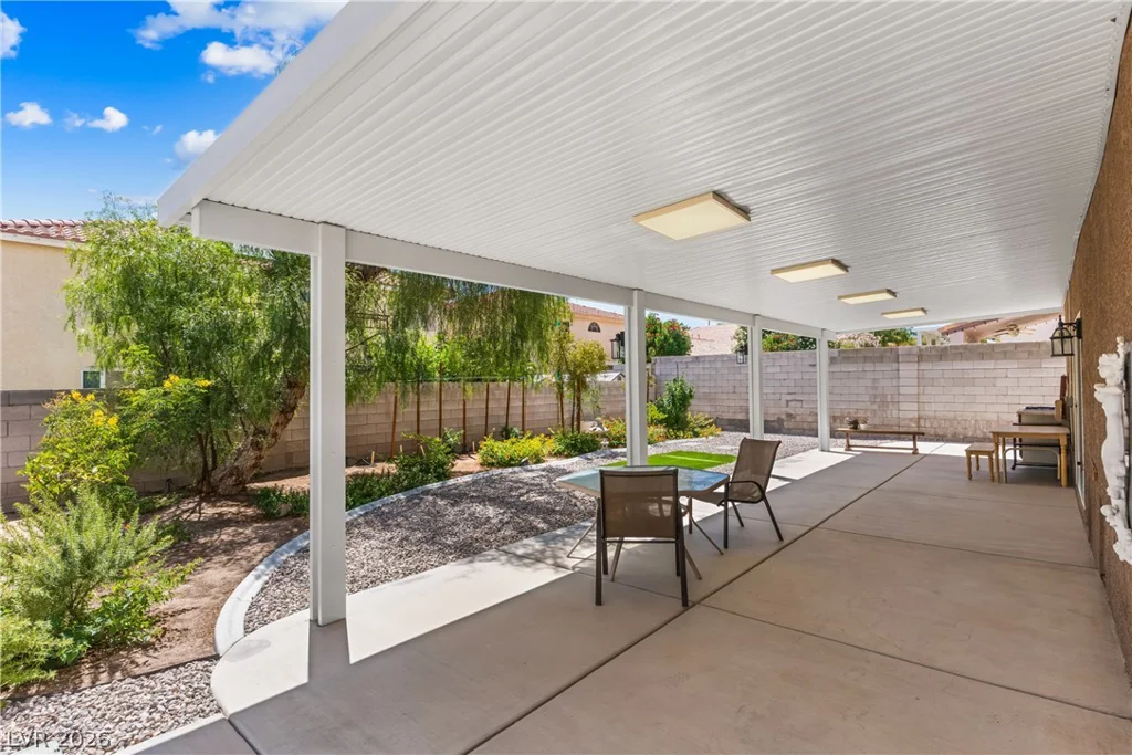 9782 Lookout Canyon, Las Vegas, NV 89183