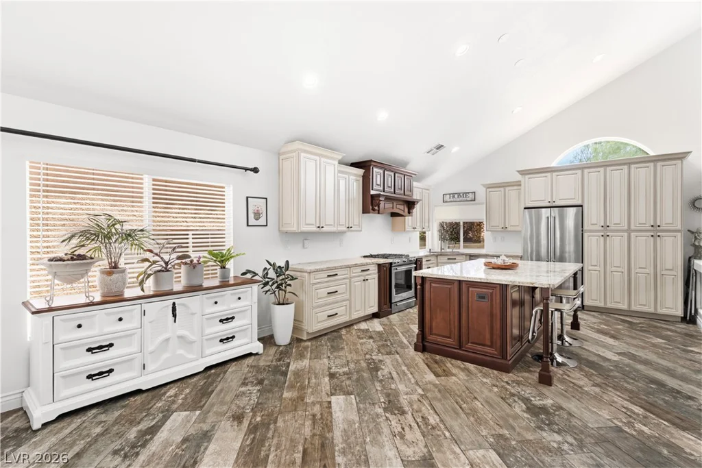 9782 Lookout Canyon, Las Vegas, NV 89183