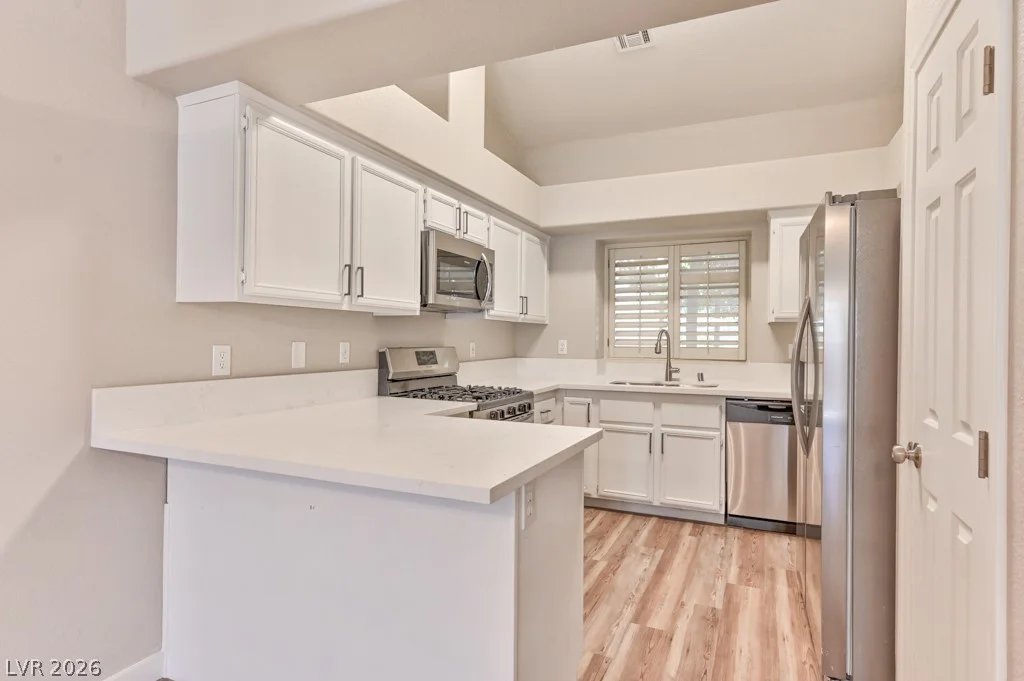 9321 Mount Bret, Las Vegas, NV 89129