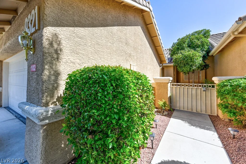9321 Mount Bret, Las Vegas, NV 89129
