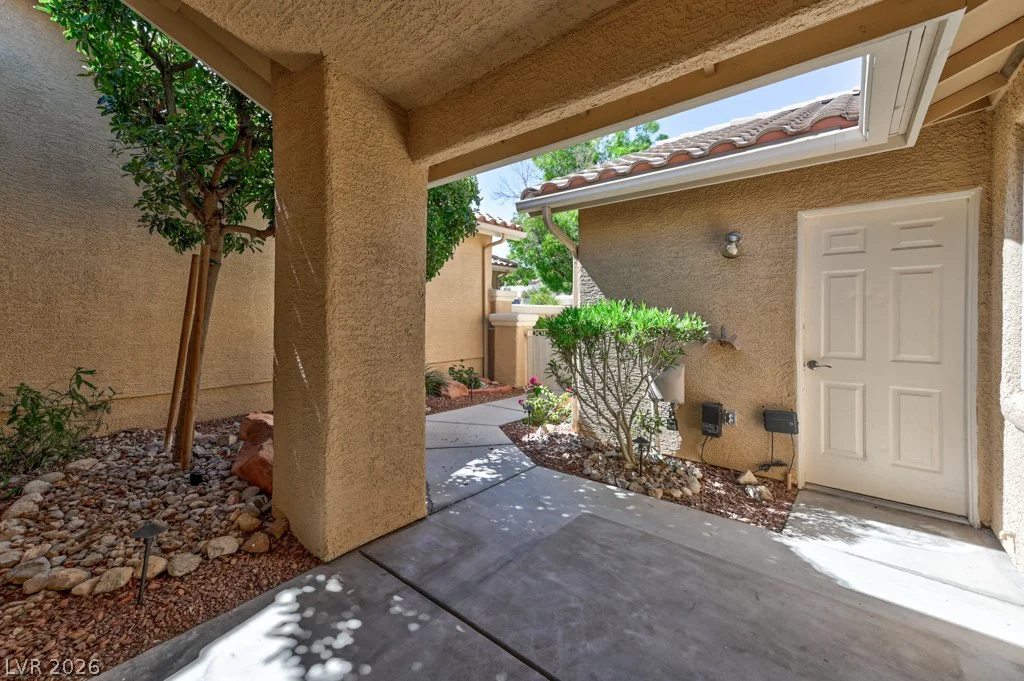 9321 Mount Bret, Las Vegas, NV 89129