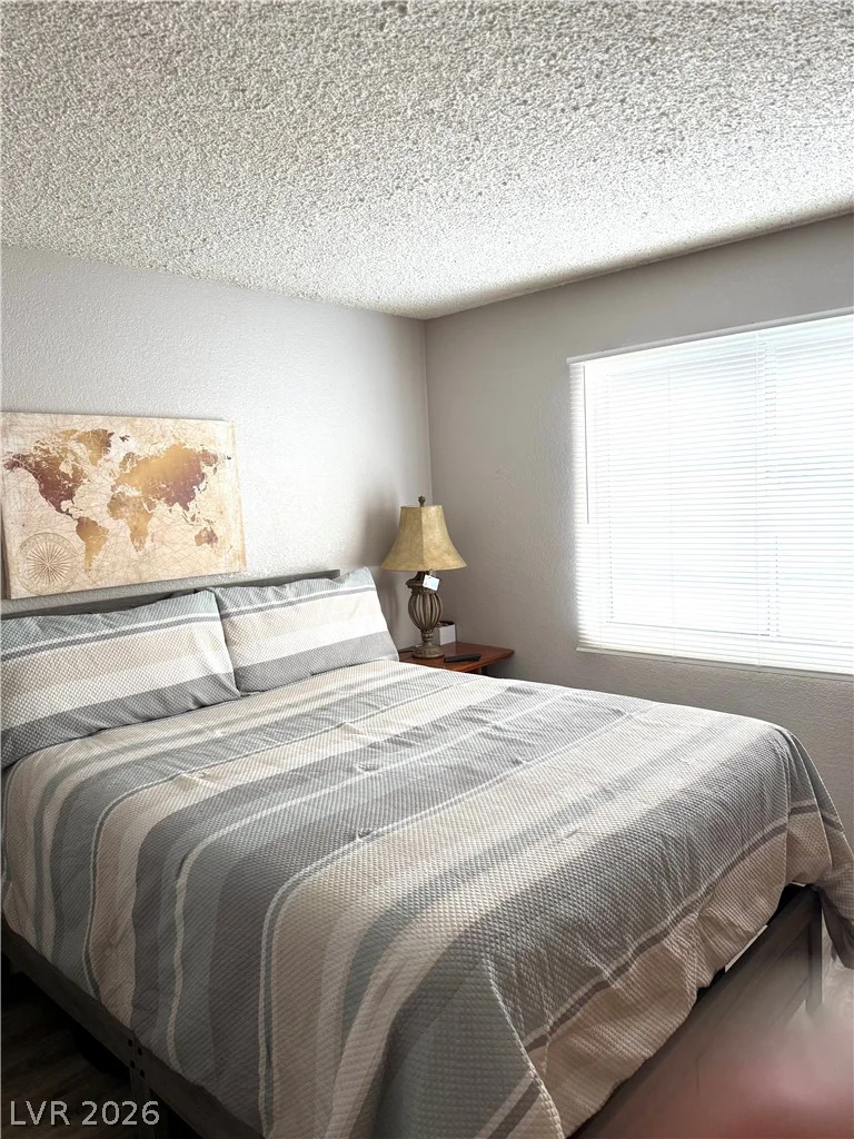 1830 Dwarf Star, Las Vegas, NV 89115