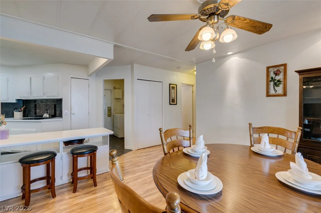 3338 Ewa Beach, Las Vegas, NV 89122