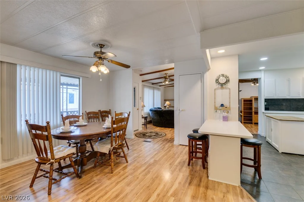3338 Ewa Beach, Las Vegas, NV 89122