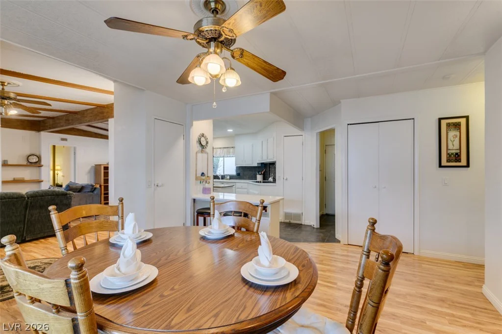 3338 Ewa Beach, Las Vegas, NV 89122