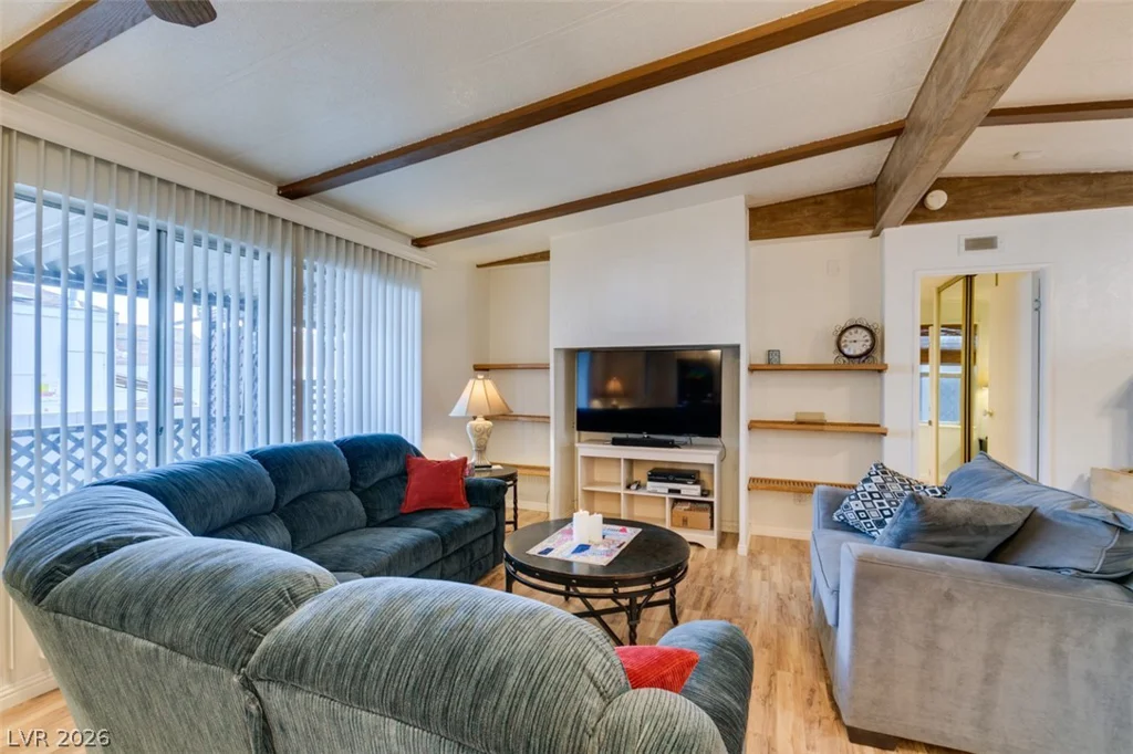 3338 Ewa Beach, Las Vegas, NV 89122