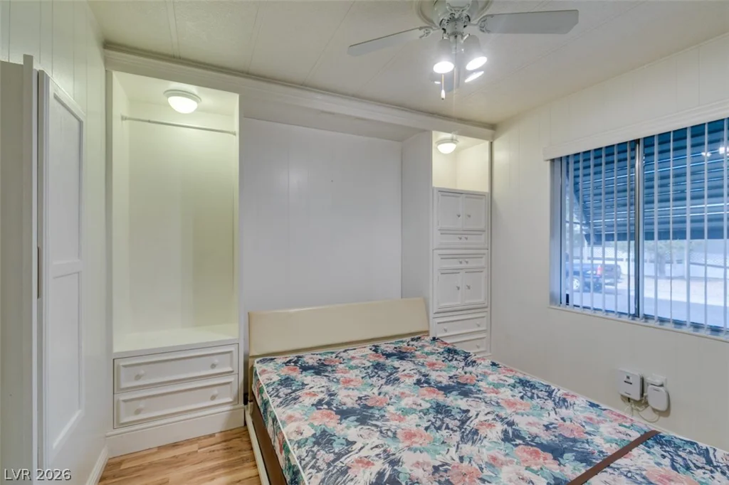 3338 Ewa Beach, Las Vegas, NV 89122