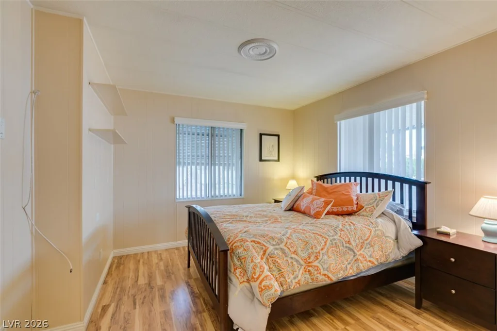3338 Ewa Beach, Las Vegas, NV 89122