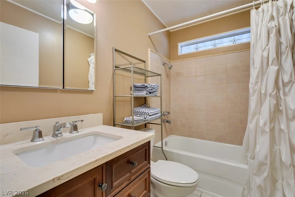 3338 Ewa Beach, Las Vegas, NV 89122