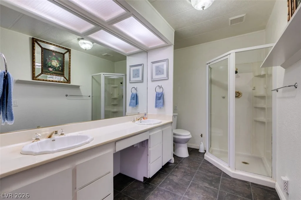3338 Ewa Beach, Las Vegas, NV 89122