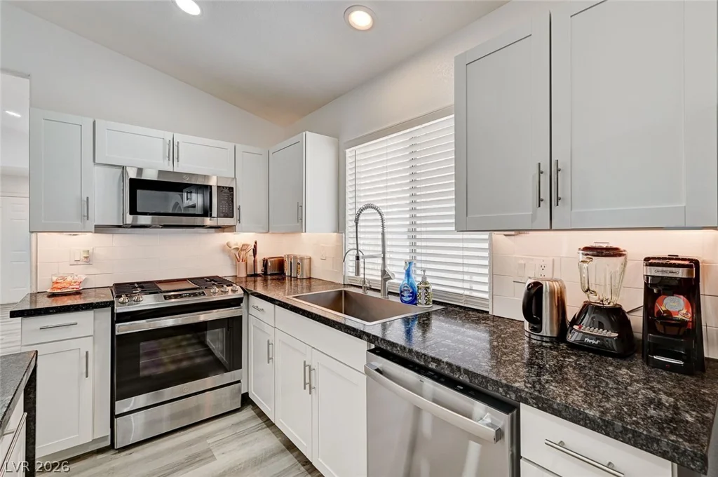 8127 Chambersberg, Las Vegas, NV 89147