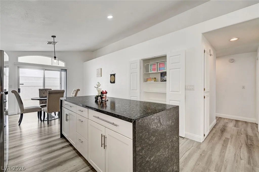 8127 Chambersberg, Las Vegas, NV 89147
