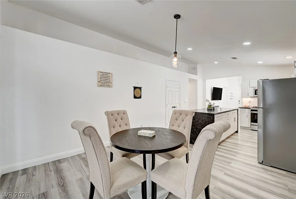8127 Chambersberg, Las Vegas, NV 89147