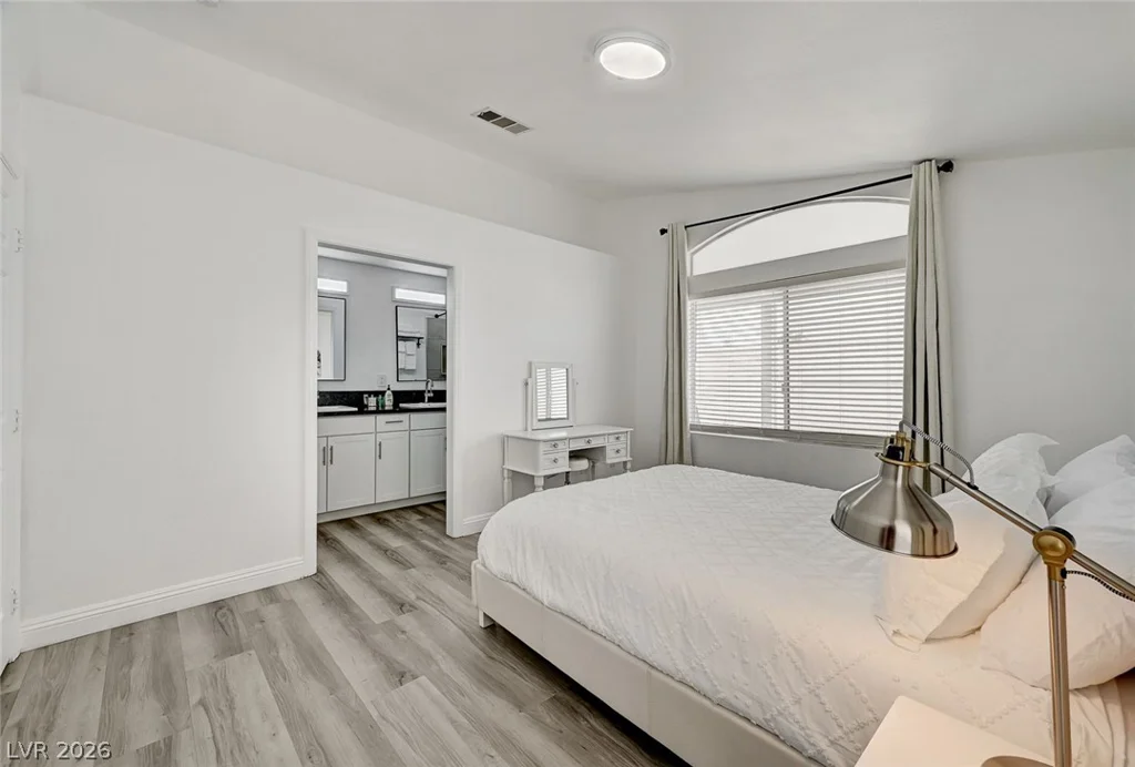 8127 Chambersberg, Las Vegas, NV 89147