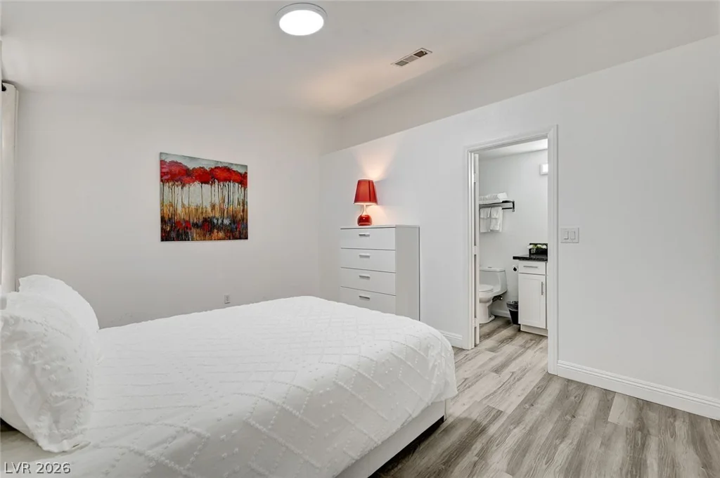 8127 Chambersberg, Las Vegas, NV 89147