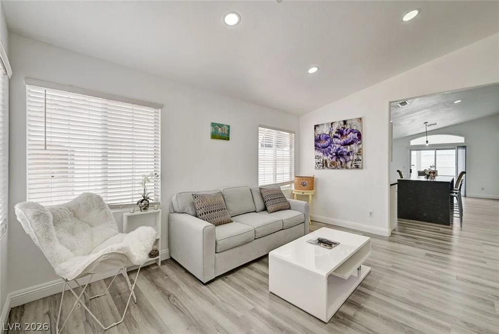 8127 Chambersberg, Las Vegas, NV 89147