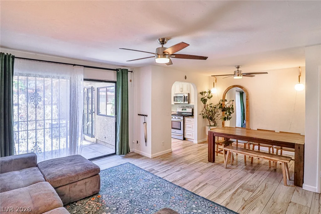 2430 Pickwick, Henderson, NV 89014