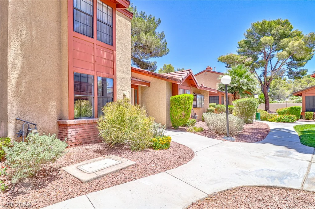 2430 Pickwick, Henderson, NV 89014