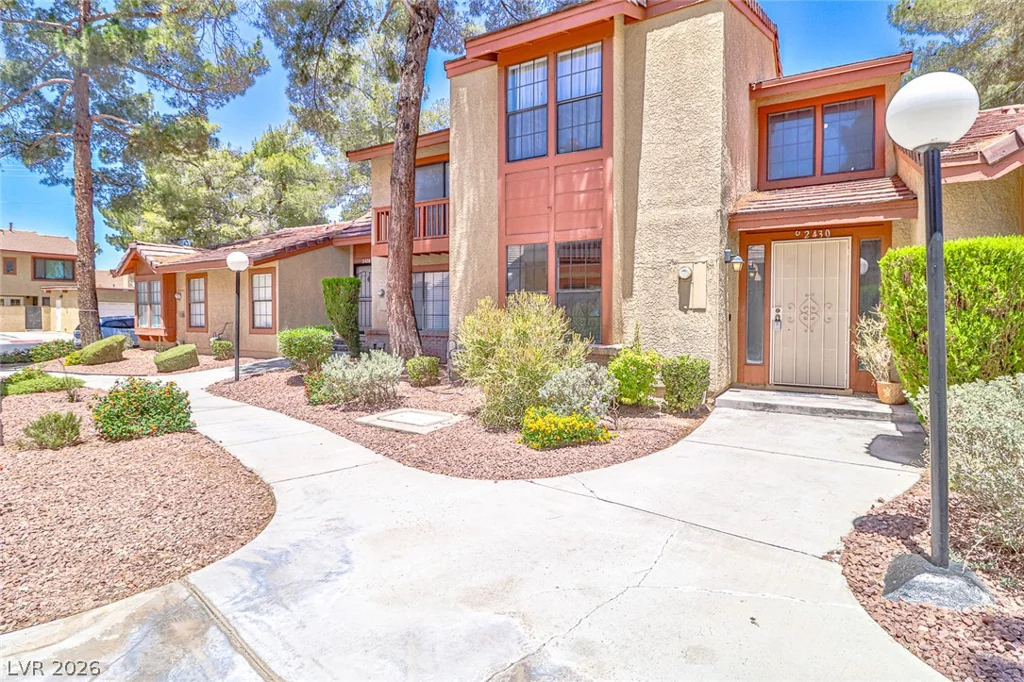 2430 Pickwick, Henderson, NV 89014