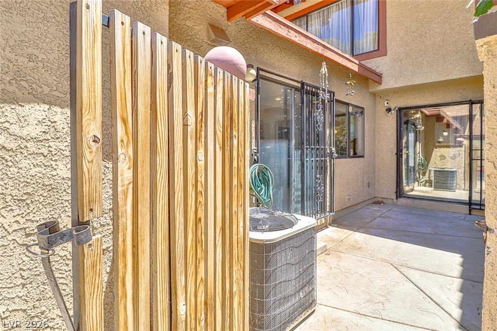 2430 Pickwick, Henderson, NV 89014