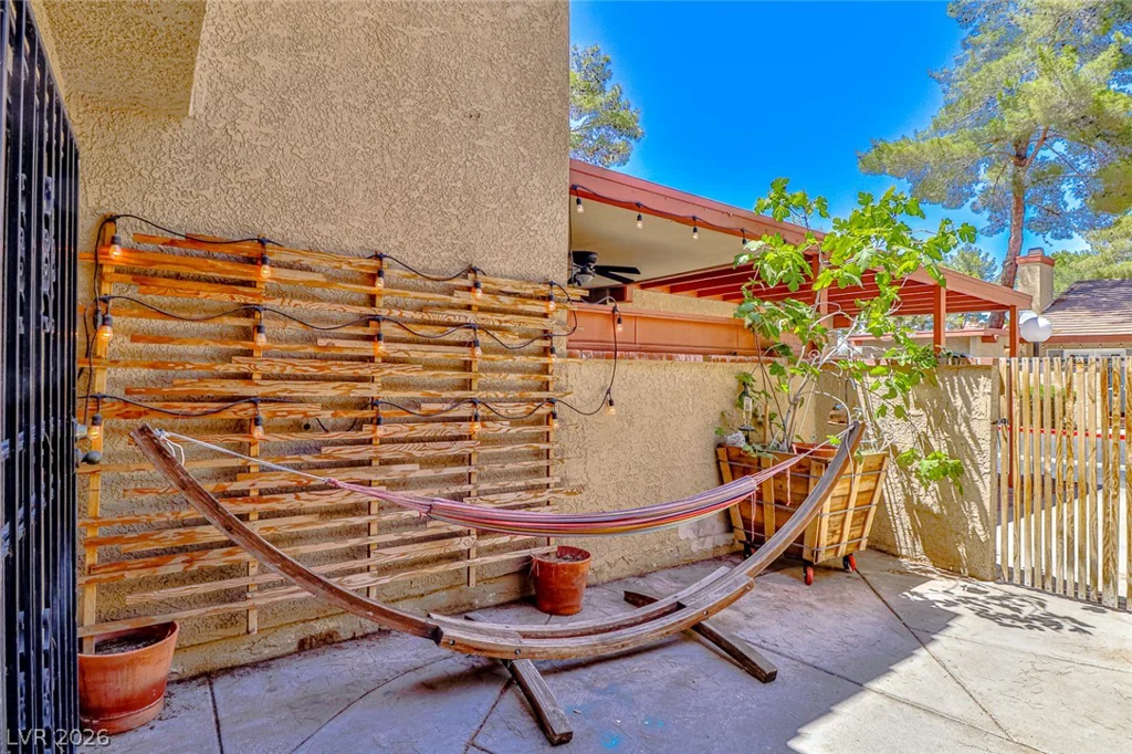 2430 Pickwick, Henderson, NV 89014