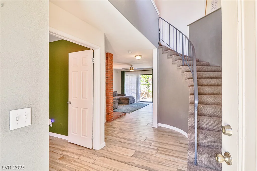 2430 Pickwick, Henderson, NV 89014