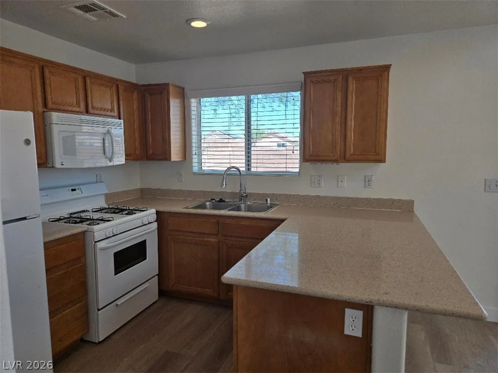 8032 Dardanelle Valley, Las Vegas, NV 89139