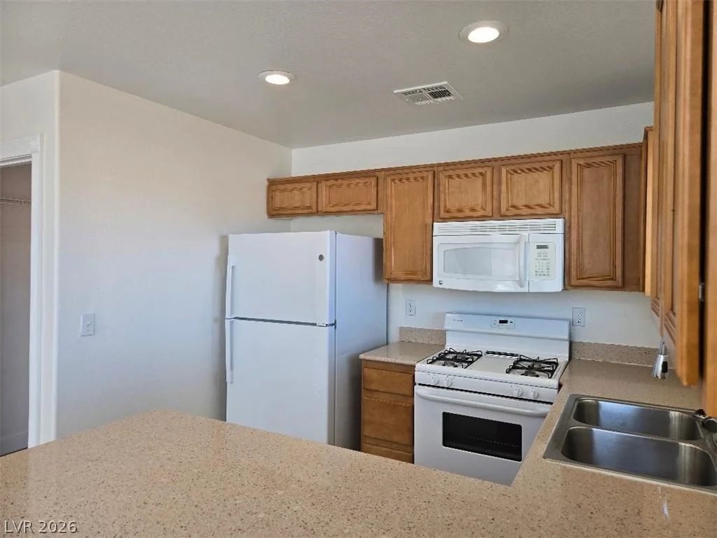 8032 Dardanelle Valley, Las Vegas, NV 89139