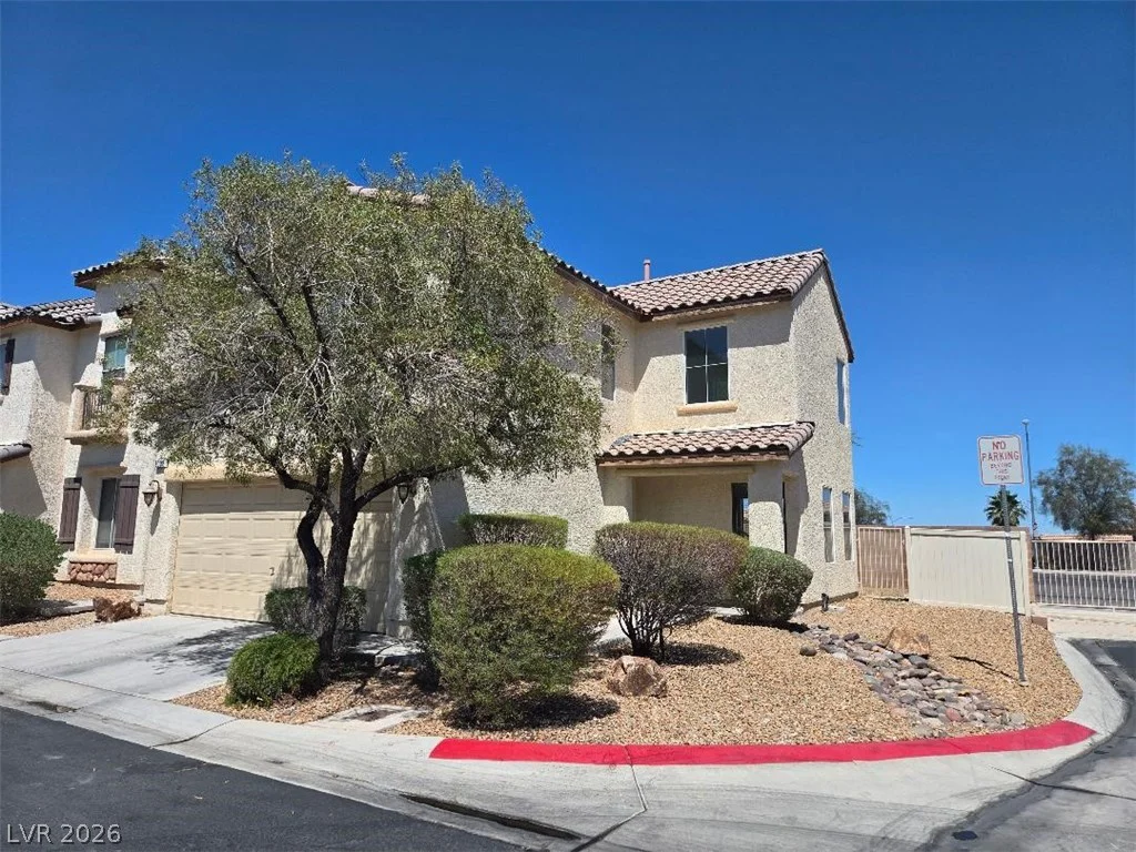 8032 Dardanelle Valley, Las Vegas, NV 89139