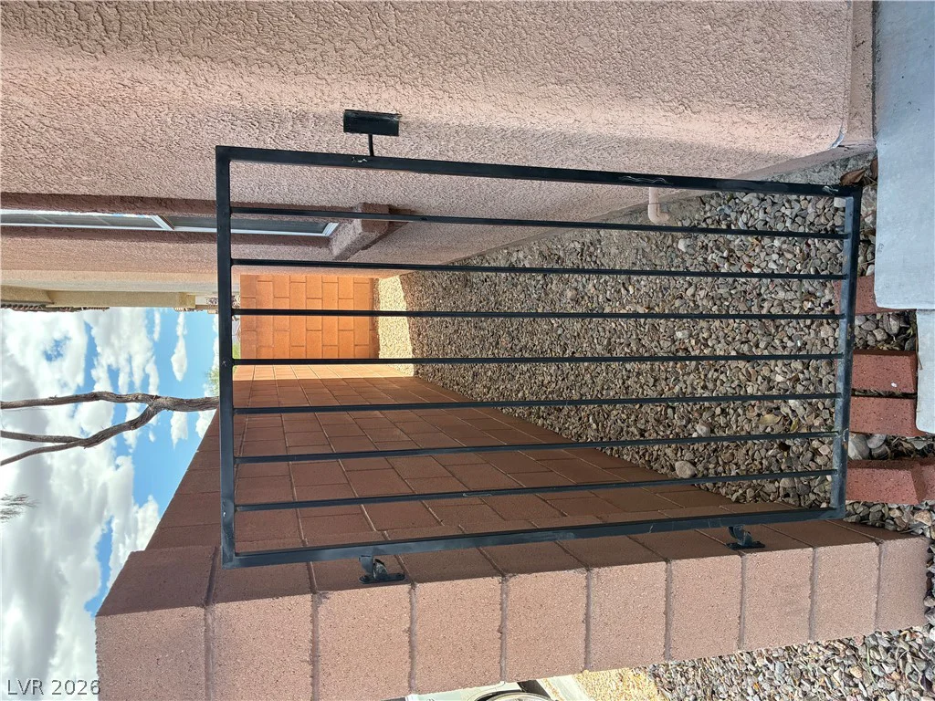 7727 Pista, Las Vegas, NV 89179