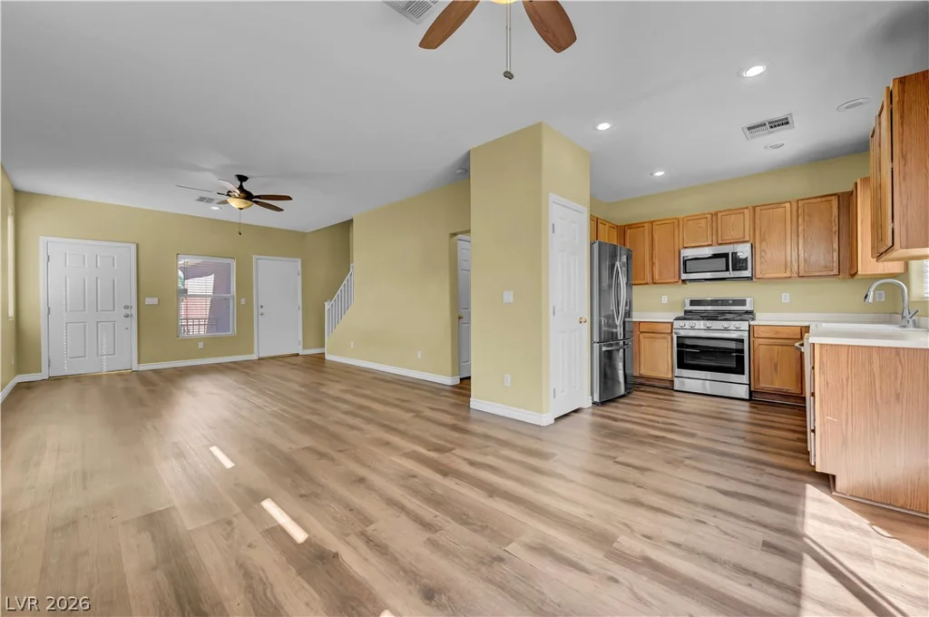 6853 Gold Nugget, Las Vegas, NV 89122