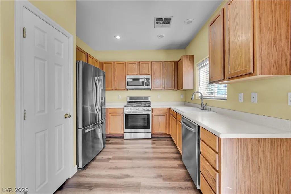 6853 Gold Nugget, Las Vegas, NV 89122
