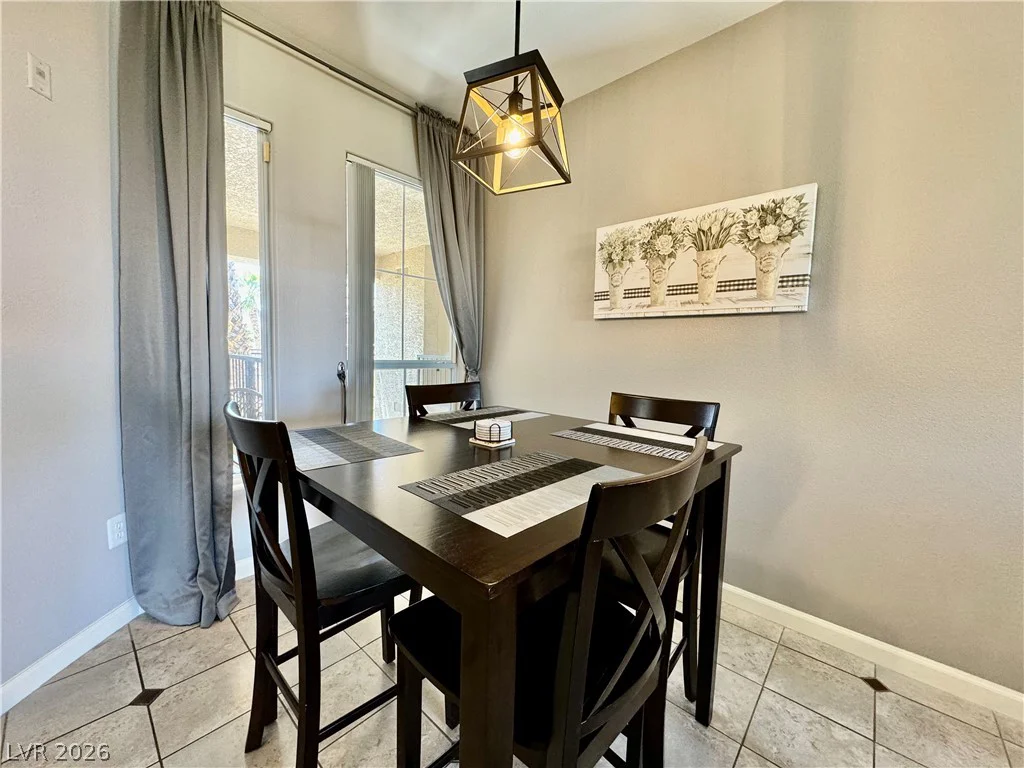 7151 Durango, Las Vegas, NV 89113