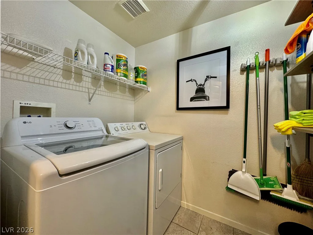 7151 Durango, Las Vegas, NV 89113