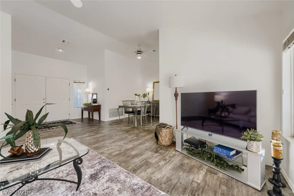 2817 Lotus Hill, Las Vegas, NV 89134
